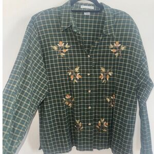Maggie & Max Green Plaid Embroidered Button Up Shirt 1X-Shoulder Pads